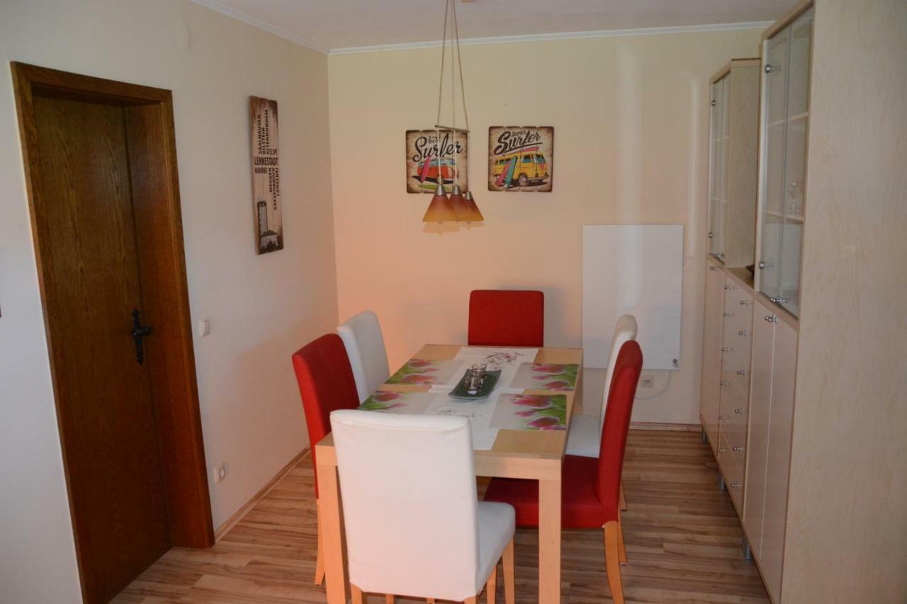 Ferienwohnung Burgblick Bilstein Exterior photo