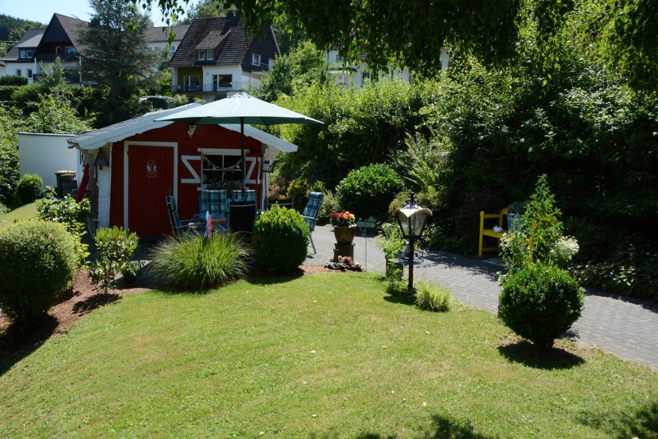Ferienwohnung Burgblick Bilstein Exterior photo